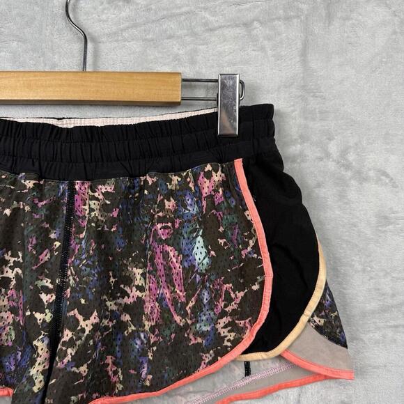 Lululemon Speed Shorts Size 4 Multicolor Splatter Abstract Run Shorts Liner Gym - Picture 9 of 10
